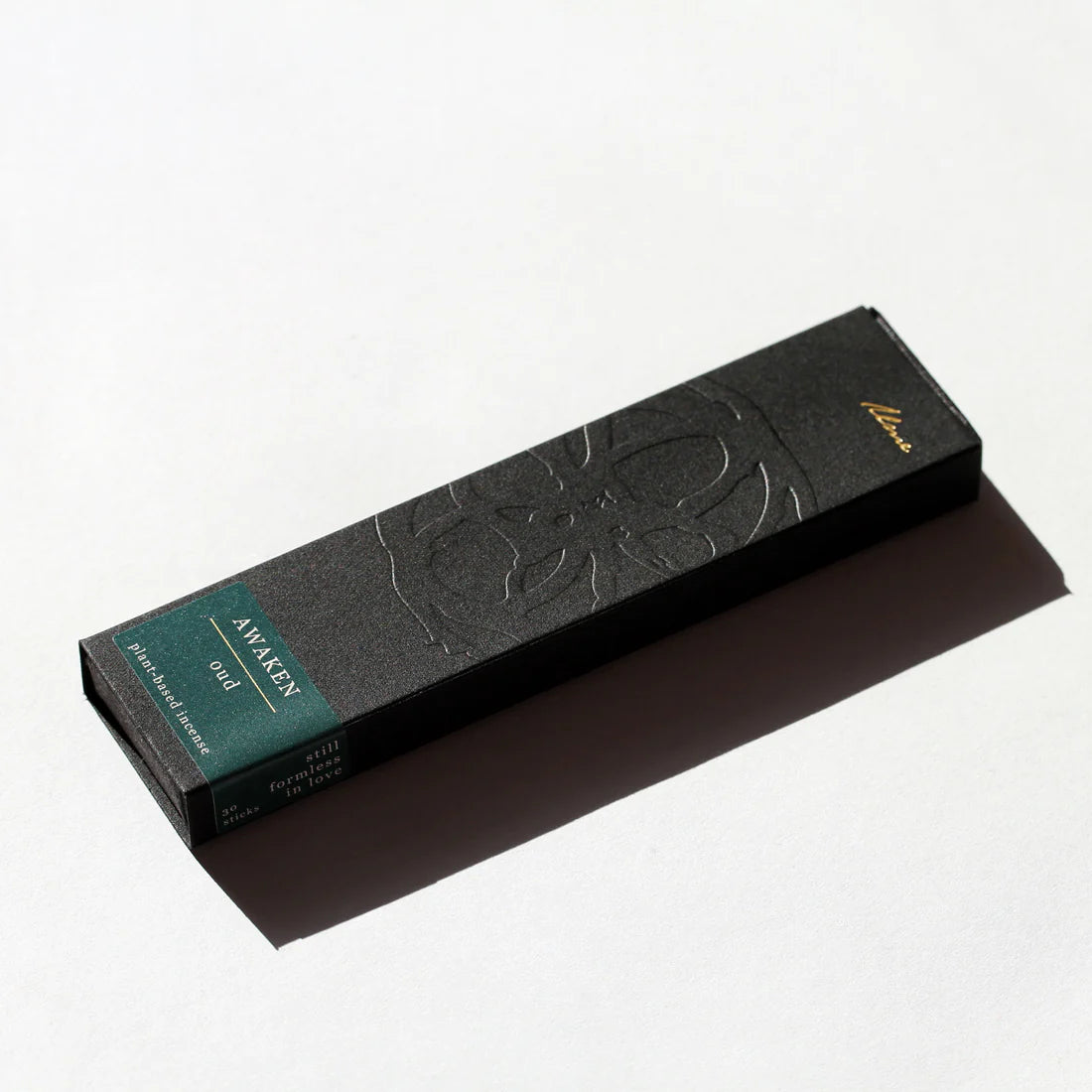 Skab en luksuriøs og beroligende atmosfære med Awaken røgelse fra UME Incense. Perfekt til dig, der ønsker at løfte din daglige praksis og bringe harmoni til dit hjem.