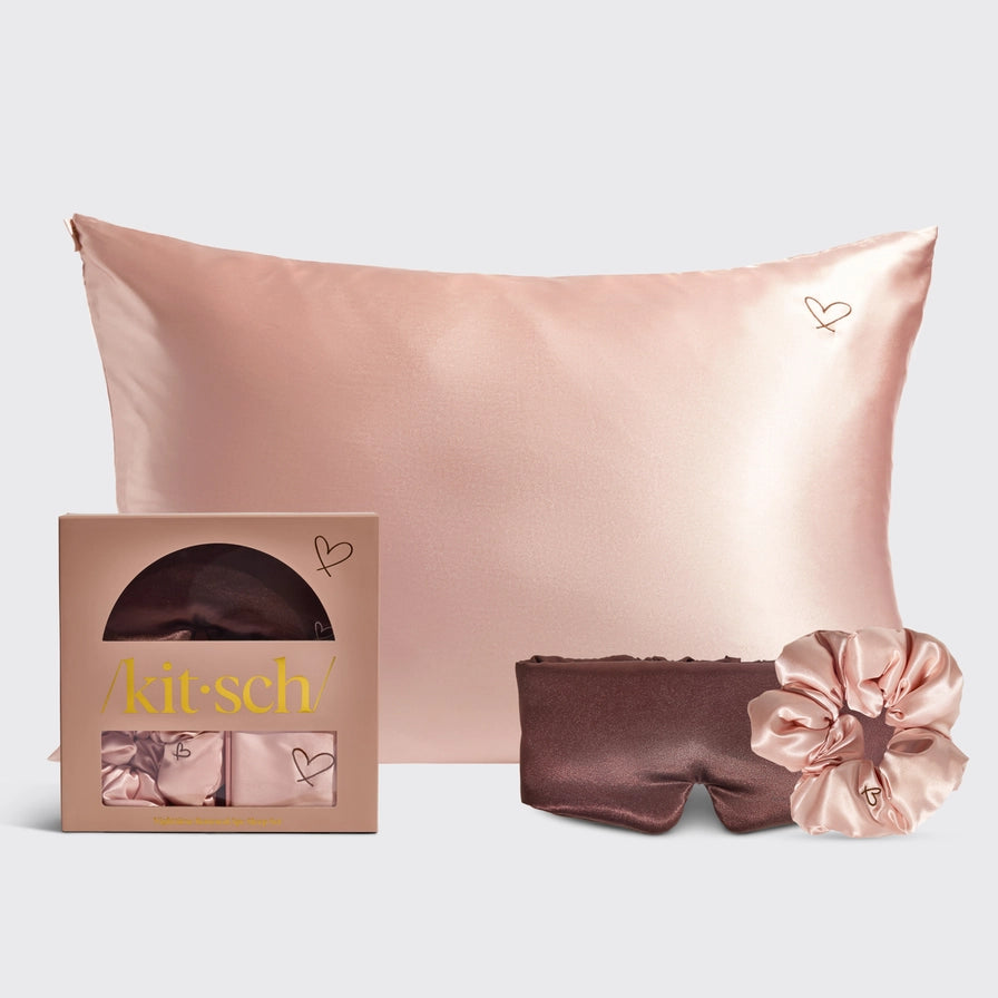 Kitsch satin gaveæske med pudebetræk, scrunchie og øjenmaske