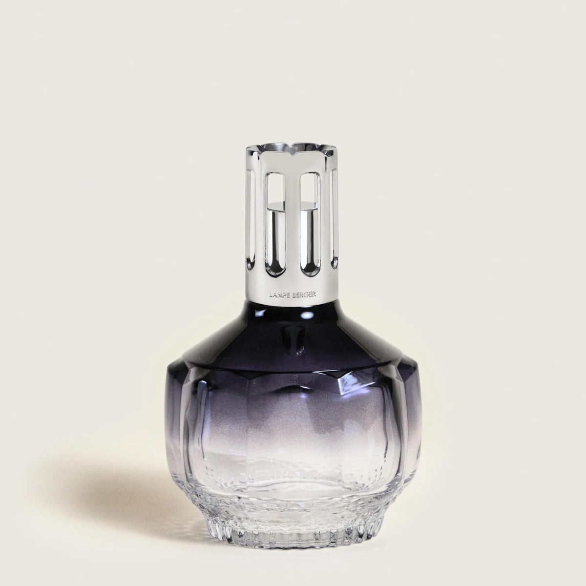 Samling af Lampe Berger Plum Molecule duftlampe, æske og tilbehør