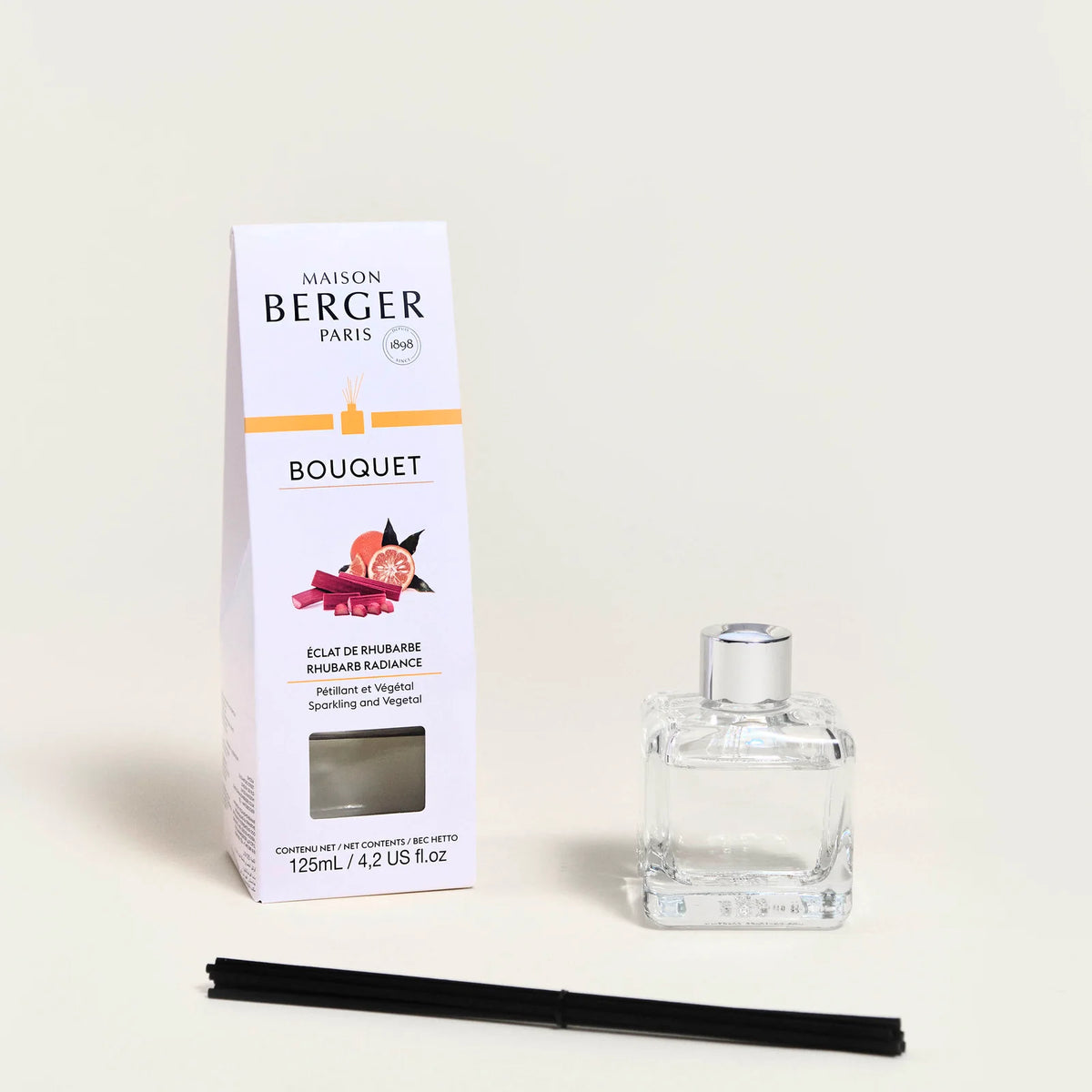 Sort duftpinde i glasflaske, hjemmeduft, moderne design, reed diffuser