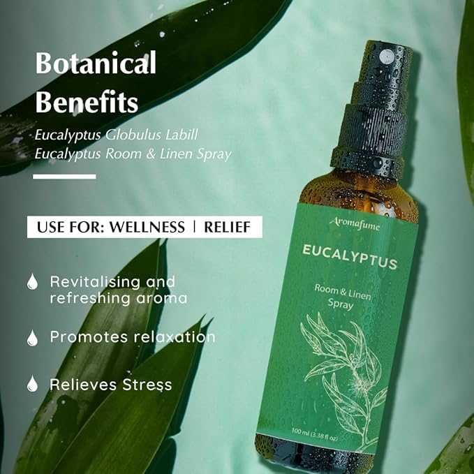 Aromafume Room & Linenspray med Eukalyptus. Naturlig, rensende duftspray med æteriske olier. Skaber ro, friskhed og spa-stemning i hjemmet.