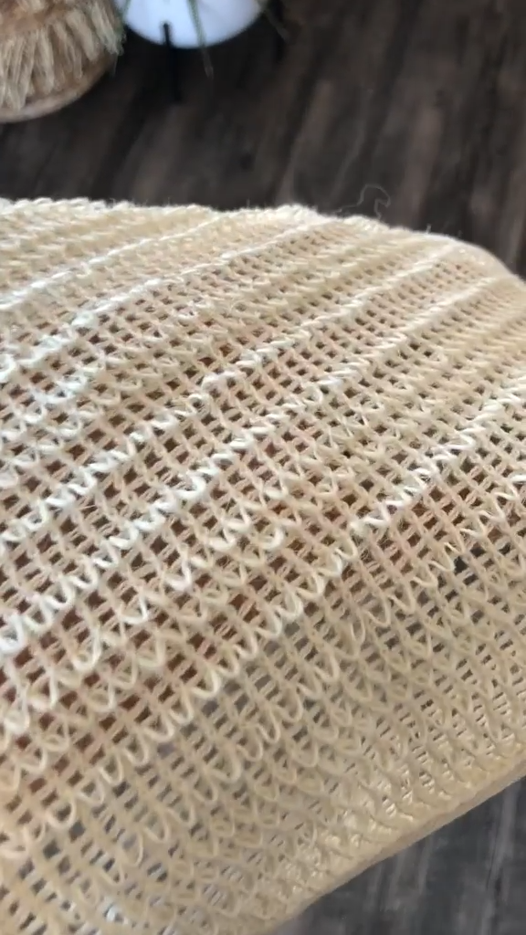 Detaljeret close-up af sisal vaskeklud, naturlige materialer, skånsom exfoliering