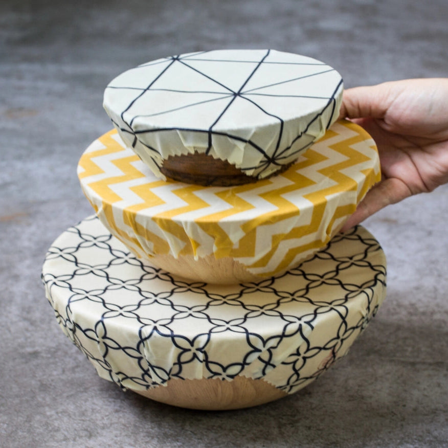 Bivoks indpakning med mønstrede beeswax wraps til madopbevaring