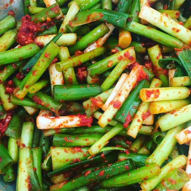 Opskrift: Forårsløg kimchi - Pa-kimchi