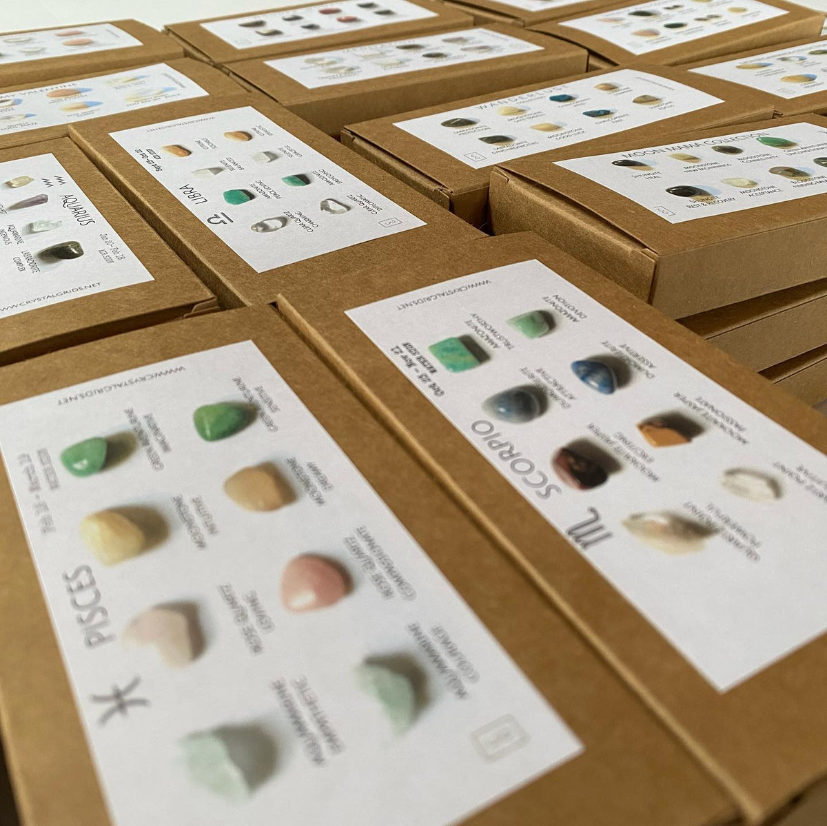 Stjernetegn krystaller – personlige krystalkits til alle tegn | Studio Buus