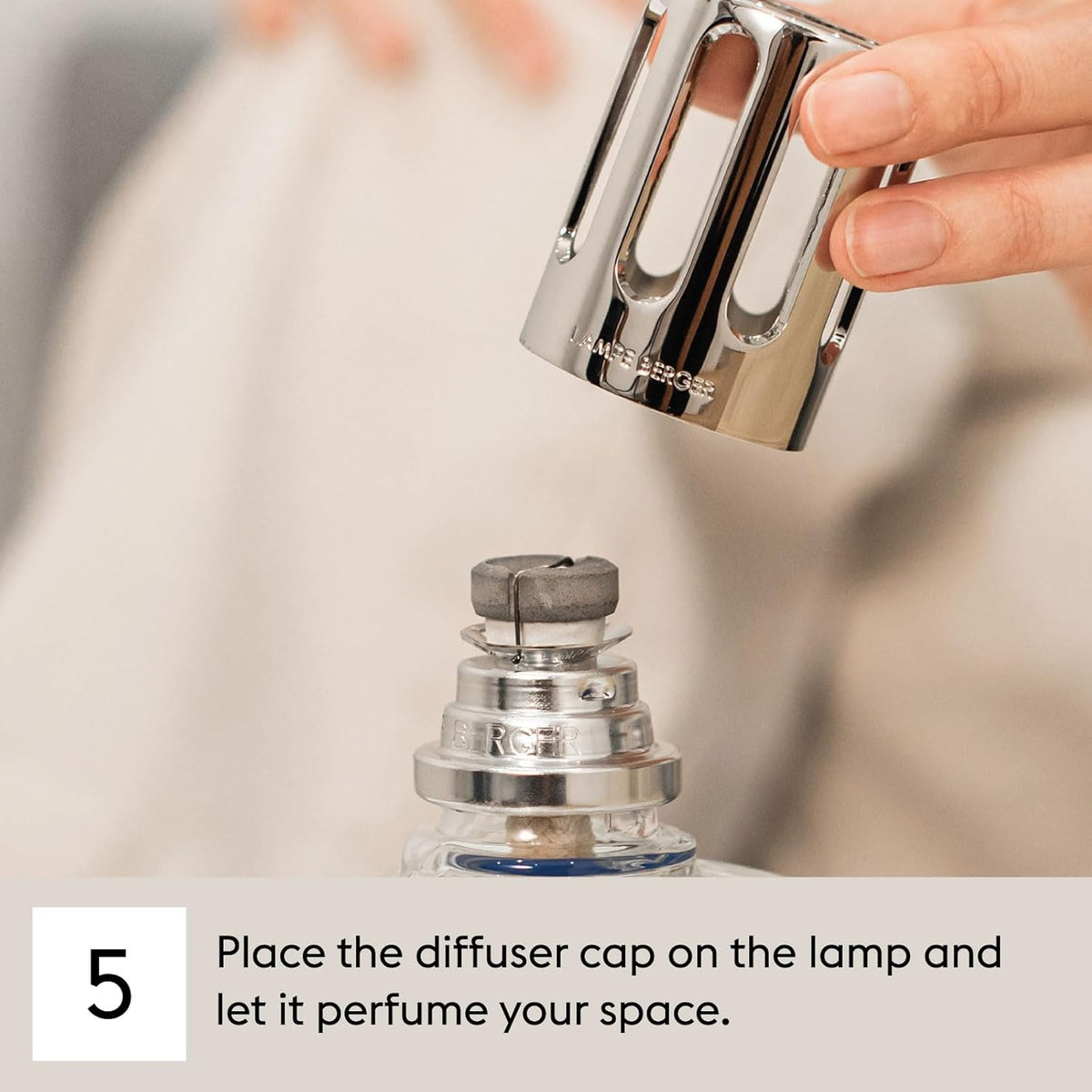 Tænd en duftlampe med Cosy Musk aroma