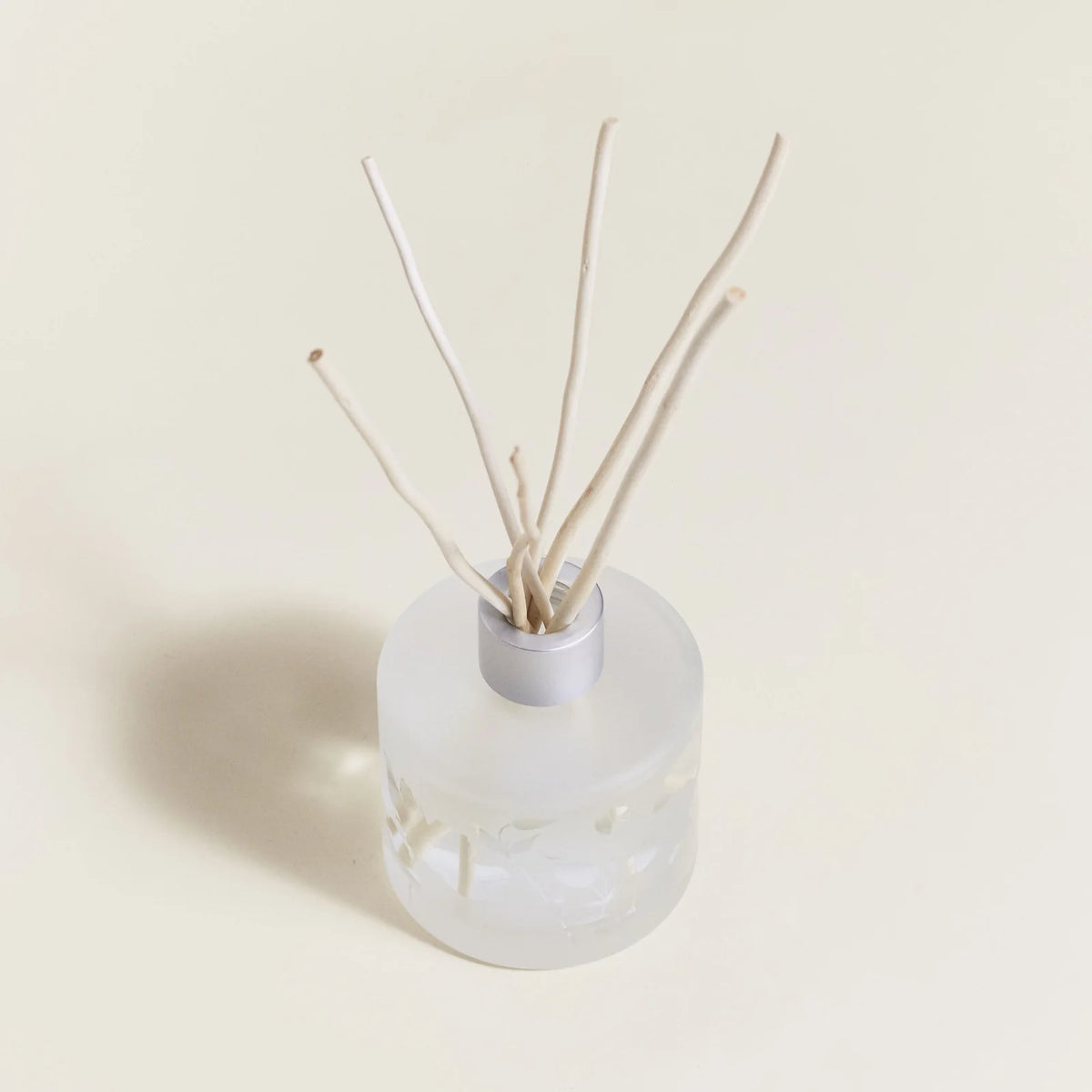 Maison Berger duftpinde med Frosted glas flakon og aroma Energy emballage i hjemmeduft kategori
