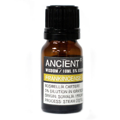 Økologisk frankincense æterisk olie i glasflaske til aromaterapi