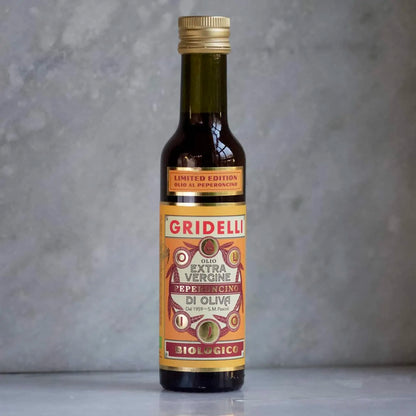 Gridelli økologisk ekstra jomfruolivenolie med frisk peperoncino fra Calabrien – 250 ml