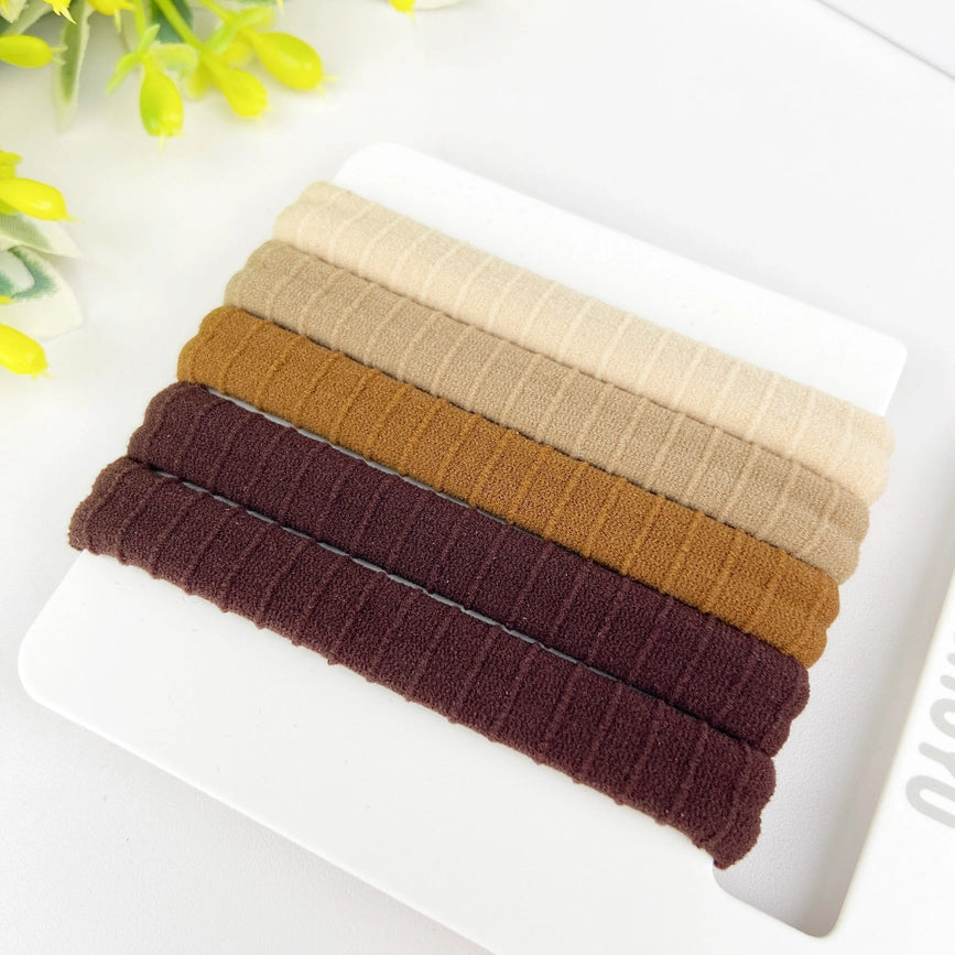 Brune og beige bløde hårelastikker