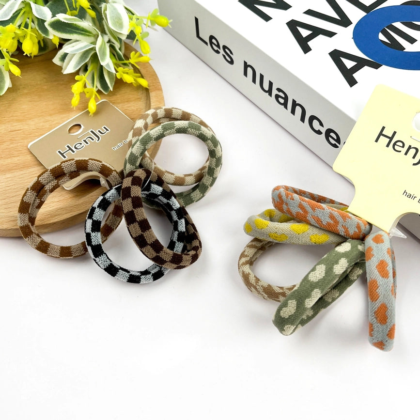 Frotte hårelastikker med mønster, skånsomme håraccessories til hverdag