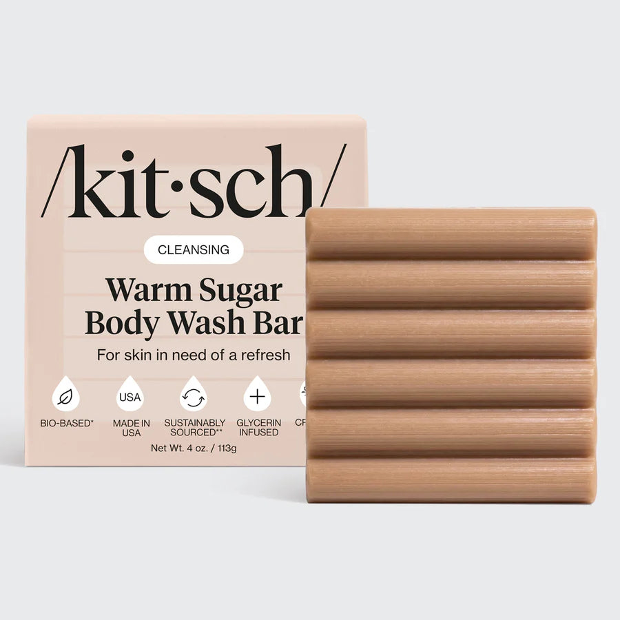 KITSCH Warm Sugar Body Wash Bar renser huden skånsomt med et cremet skum og omslutter kroppen i en varm duft af vanilje, spun sugar og pink grapefrugt 