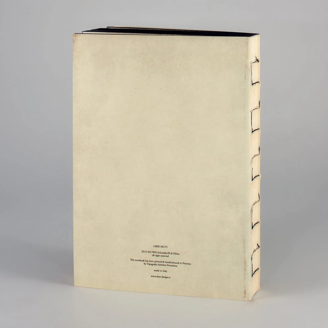 Håndlavet italiensk notesbog med klassisk litteraturdesign til kreative noter