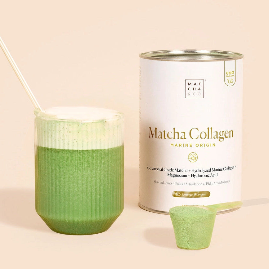 Matcha Collagen pulver med hyaluron og magnesium i grøn shake