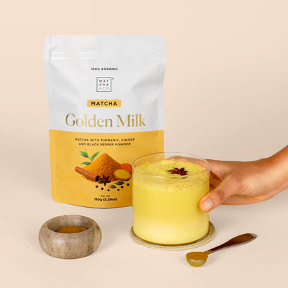 Økologisk Golden Milk Latte med gurkemeje og matcha i pose og færdiglavet drik