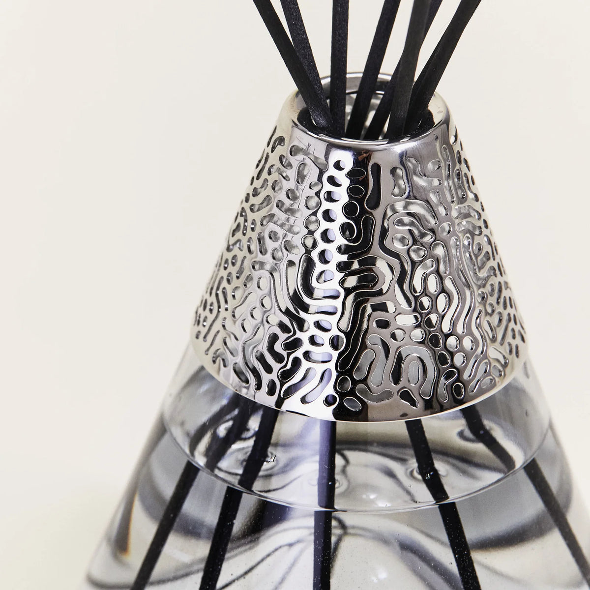 Maison Berger duftpinde med Peau de Pierre, Philippe Starck flakon, dekorativ hjemmeduft