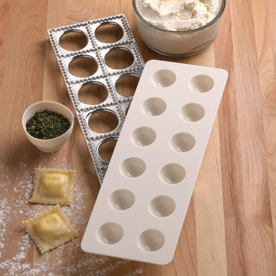 Ravioli form i aluminium og silikone til hjemmelavet pasta