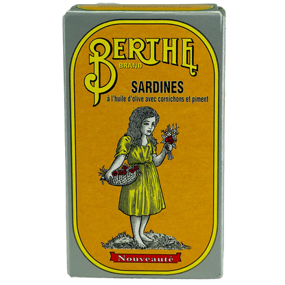 Berthe portugisiske sardiner i tre varianter – olivenolie, spicy piri-piri med pickles og tomatsauce med basilikum.