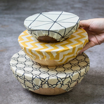 Bivoks indpakning med mønstrede beeswax wraps til madopbevaring