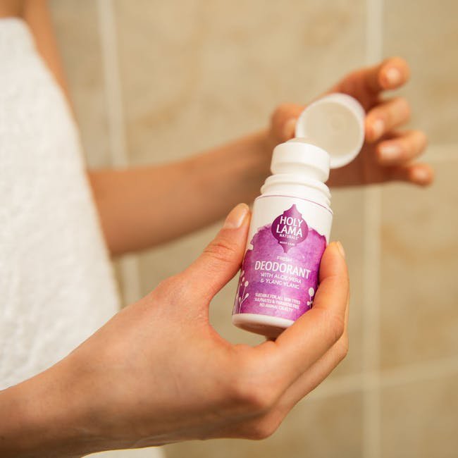 Holistisk deodorant med aloe vera og ylang ylang, sprayflaske, 50 ml