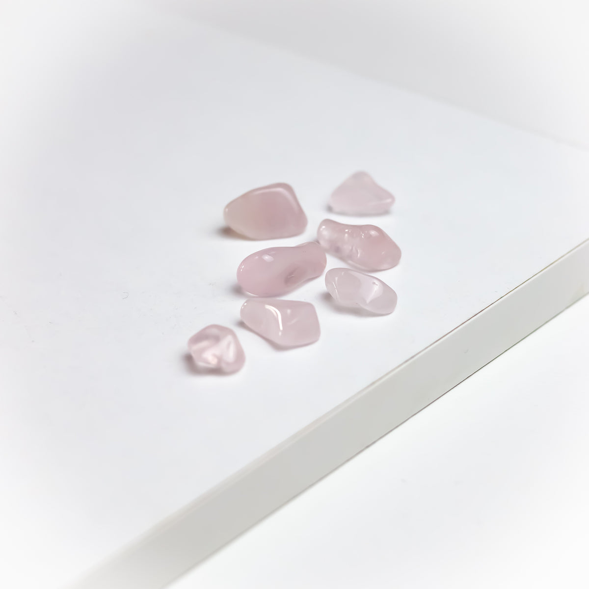 Rosenkvarts Krystal - Mini Tromlesten - Pose m. 100g.