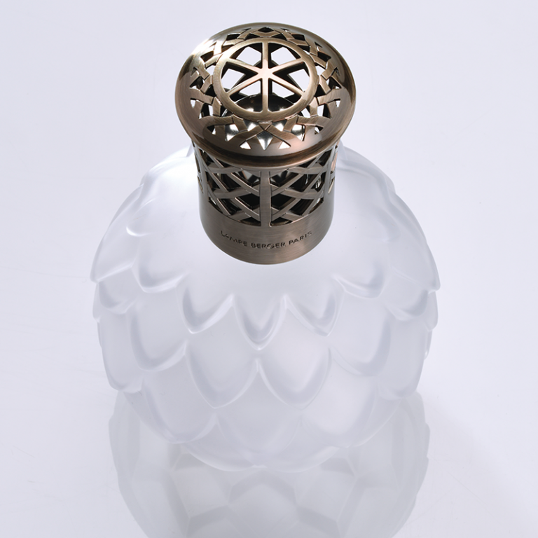 Instruktionsbillede til brug af Lampe Berger Artichaut duftlampe med trin for trin vejledning