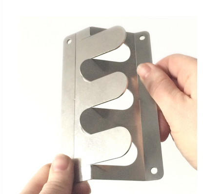 Knagerække m. 3 knage i Recycled metal - Mo Man Tai