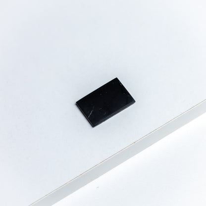 Sort shungit plade til tablets beskyttelse mod elektromagnetisk stråling